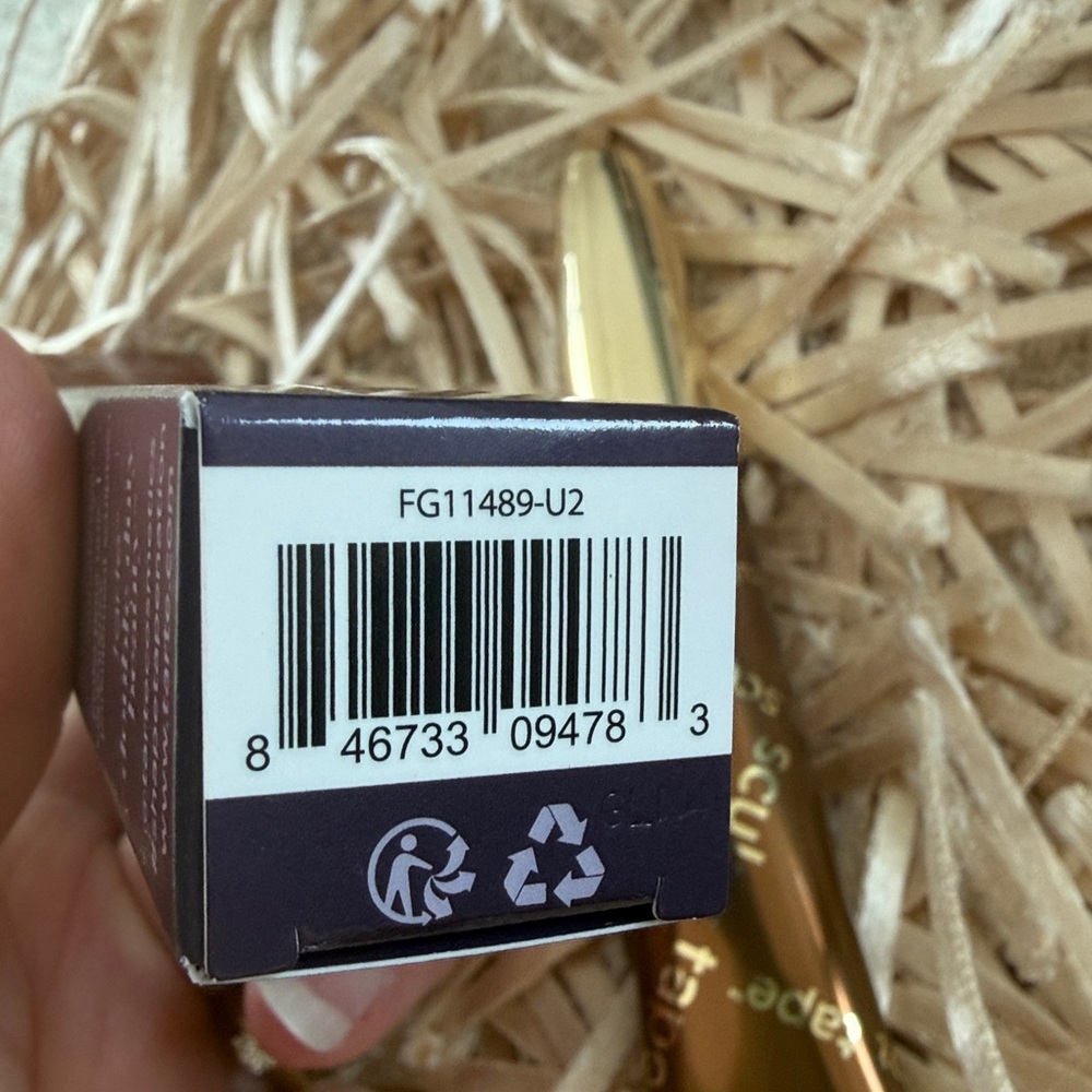 Tarte sculpt tape cool bronze - Picture 4 of 4